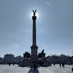 Obelisk.