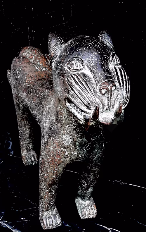 Item #53145155861914072946663816734589697206408690262904468731156752149328246603777 Media