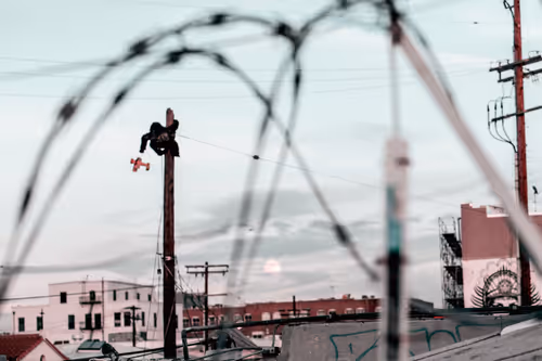 Item #1418953949861406282787444517680392264984156417898177528661934965216918896641 Media