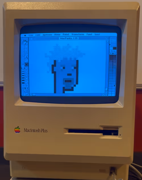 Item #71726801684445447248434831932165511436649228798238682159683429512608242204673 Media