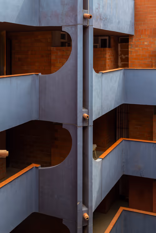 Item #73773515307052363543779810141096593187996593085491148203919191642983767212033 Media