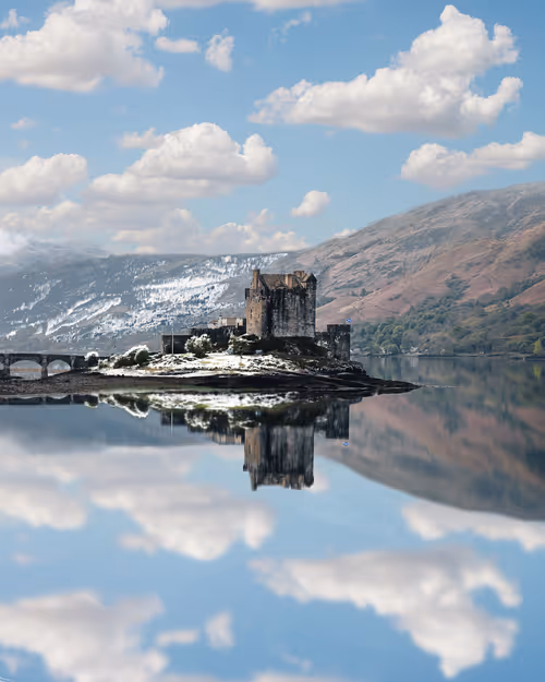 Item #81572442213939252959191260910435432833939058605196789415419147564498003427329 Media