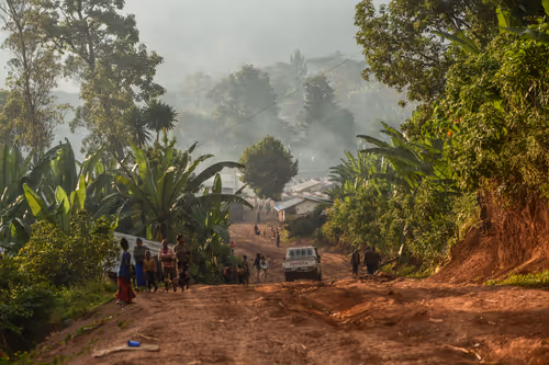 Item #50027882237522295676960542276708360859068113986169674979910833963579817852929 Media