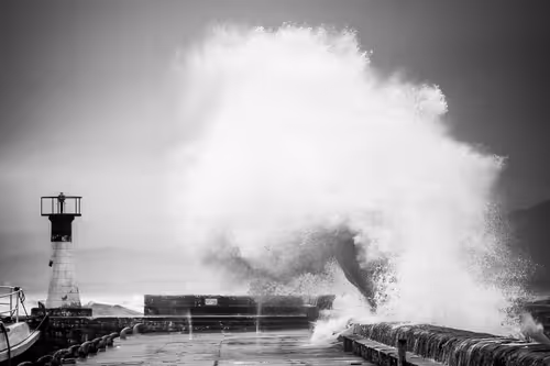 Item #9465970919991825070381387110769562952088497977437425311300914658115770646529 Media