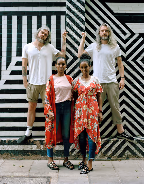 Item #55009236754177688704712285819362994549214138196257374091251074635509109096449 Media