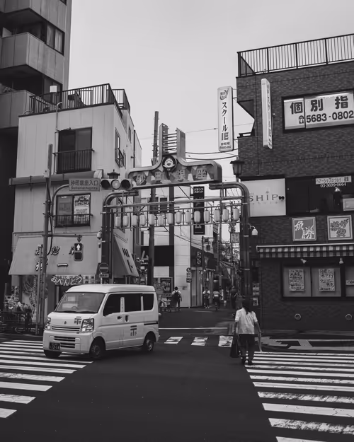 Item #95633765474931350240165697288740384276668175365753332134829565056351234686977 Media