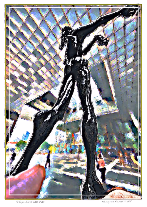 Item #113829610119937179277145653237989536661159515398728099625049874733732357734500 Media