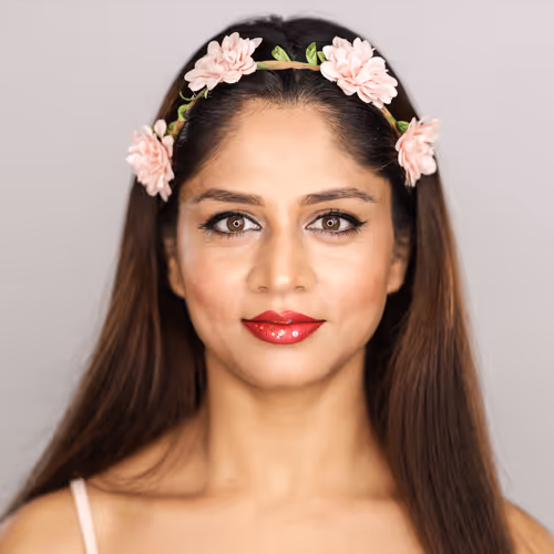 Item #110063331335139009547571421808057778384289125434812320670302640506103125770241 Media