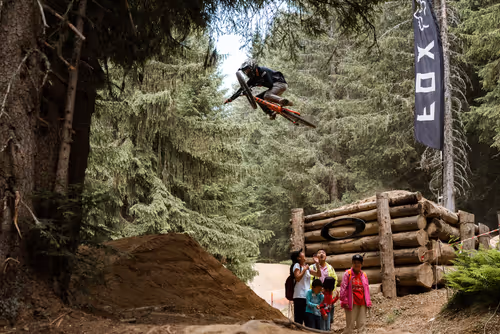 Item #100568244476551221138828286502777824514190158679998123651625085637931275649025 Media