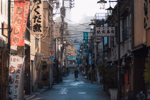 Item #84492978198119788081858584857369630260874381154171846651703266100594429919233 Media