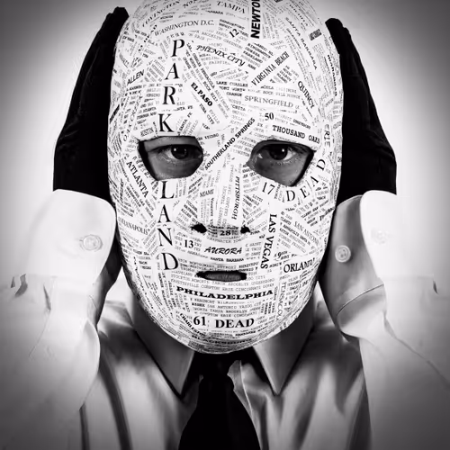 Item #13495506364390791852824536351279395455086616435901432898499825702870578102273 Media