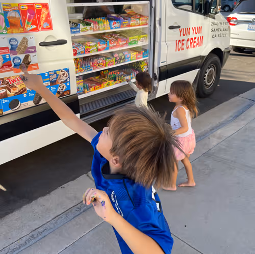 Item #62437439308456912945506612413278711304465204586047969314274856072195413639169 Media