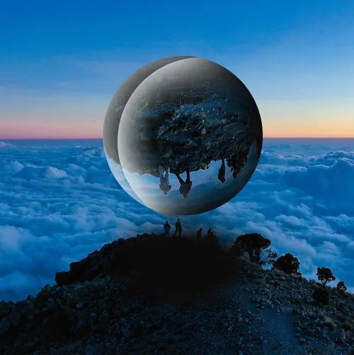 Item #82952885068408284560147105917591858987767706136096721720558199806927629713409 Media