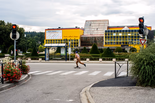 Item #88837150709499798352031986971363165703044907958800399059978422587483458895873 Media