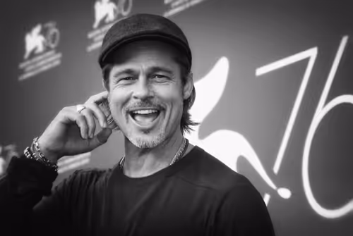 Item #76760594935064454251829113996962230117442052762635456780671601431164710027265 Media