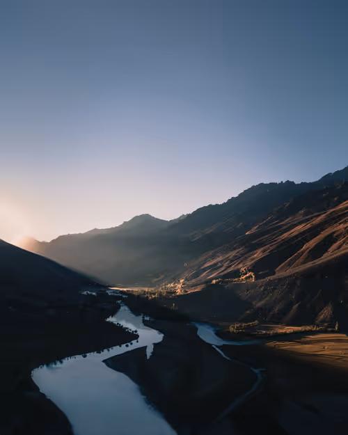 Item #81436225192692251080429482526024280968995909390713465811602672760228402954250 Media