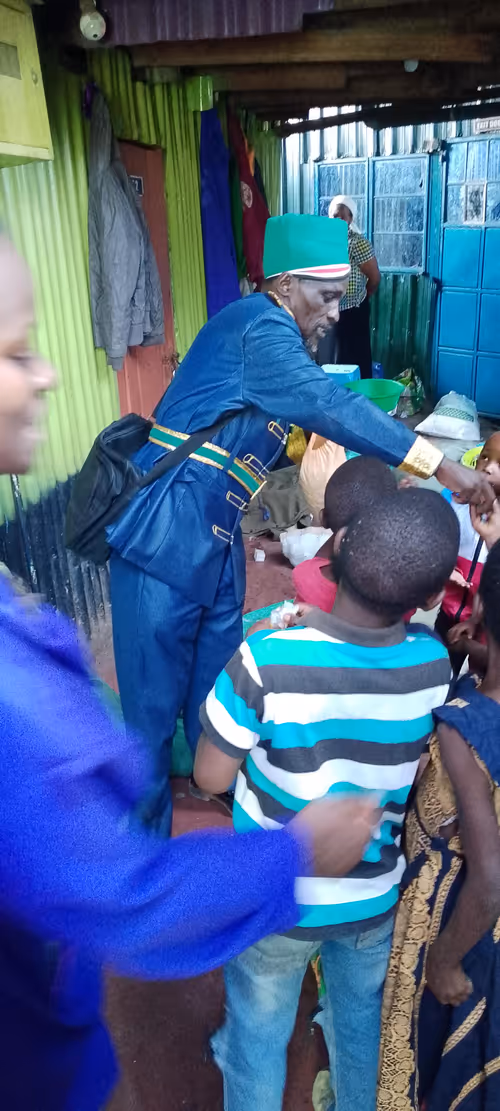 Item #94540594873627566214253693638695074369245433436911139179040268876910648360961 Media