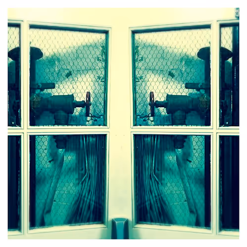 Item #76255986714576525595027003040695972432363231865972649388552802391508398374913 Media