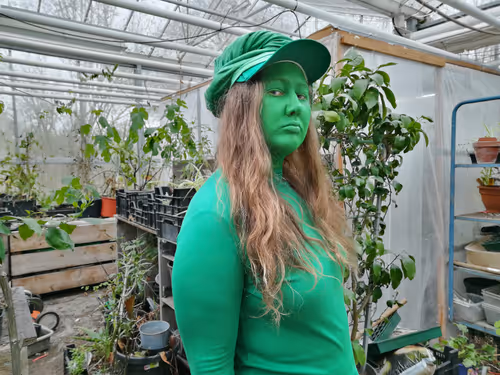 Item #87848933421201936730913511109796940139970228758235385019634243318050566701057 Media