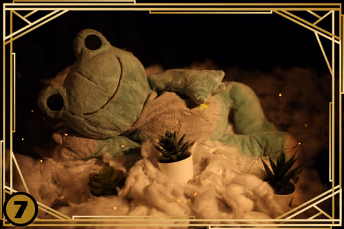 Item #105695222602357218690935130483533031897692641565318367522118745224369645027353 Media