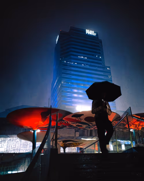 Item #105025572156970423279806083631740089086586526732791604564462751986813207838721 Media