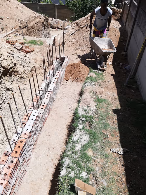 Item #93199227422803817732525828810618441084006327894555570478026112149045167259649 Media