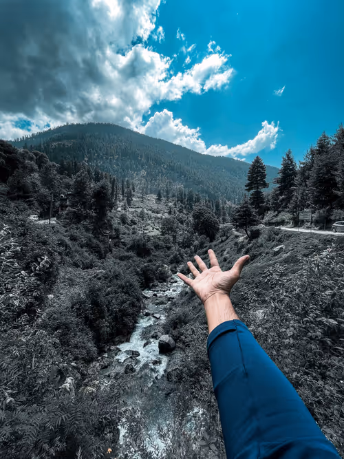 Item #76182420435474433030175106925333141340122143524658153810664851538430614568961 Media