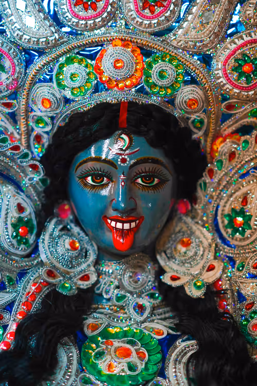 Item #111967298880677850776338953237010740789331740215054614070670721259940538744833 Media