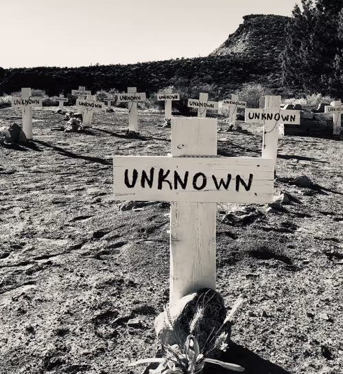 Item #4777953153526599569062198925190878774289520256553367647462911714866935889921 Media