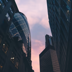 Golden hour in Liverpool street 