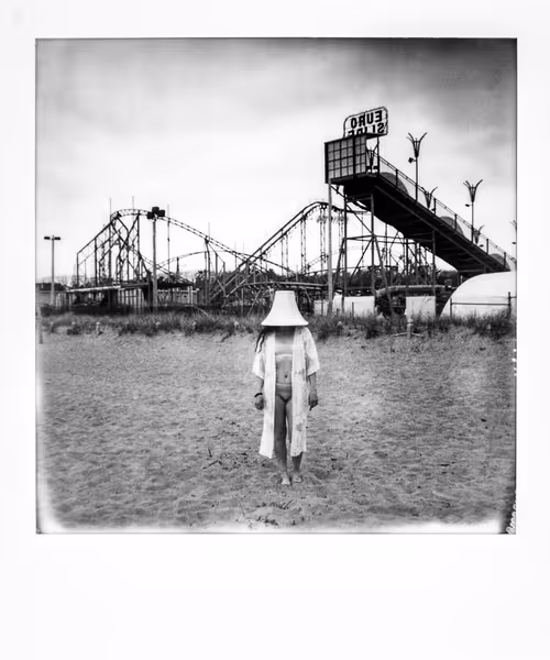 Item #10620290363906357168813205478457597742502191214056640616946314057848444682241 Media