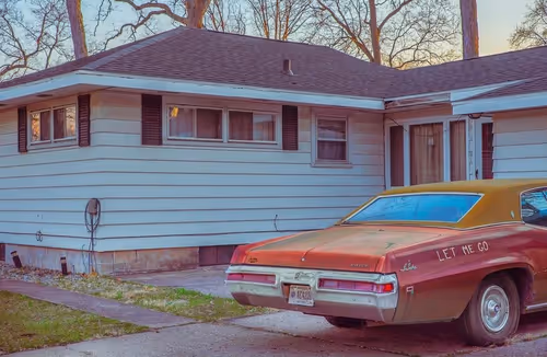 Item #56001494640685289430780016562963484230812626650403899750945012703520119324673 Media