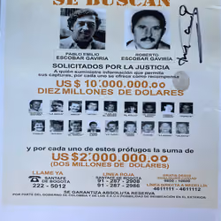Pablo Escobar - El Osito signature (Wanted!)