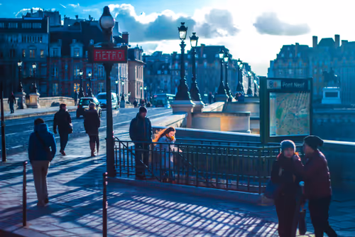 Item #42392629479489844342041238992722917738846266966173652433249185927434764025857 Media