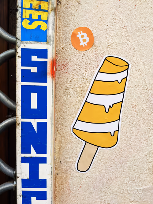 Item #74514486366930999863183303937488495413909095535195909856011804905098914562049 Media