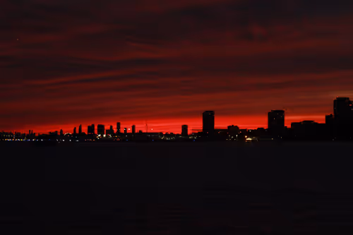 Item #55106759587750365178873565739864319885452578434486836470067276018778084737025 Media