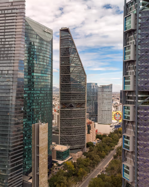 Item #96726591746174771022501478665295468653516508897085405319462931490499312222209 Media