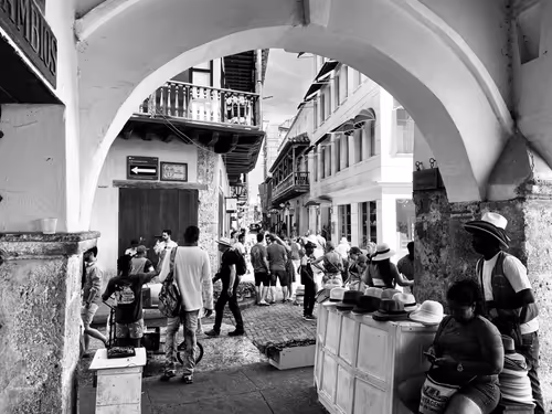 Item #41673148381276602242118576638571883015956905201675020614810101388500654882836 Media