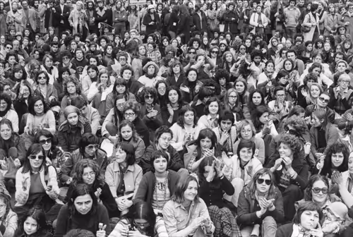 Item #63230500154512860062790662339821630911330338784363865767864769447939786407937 Media