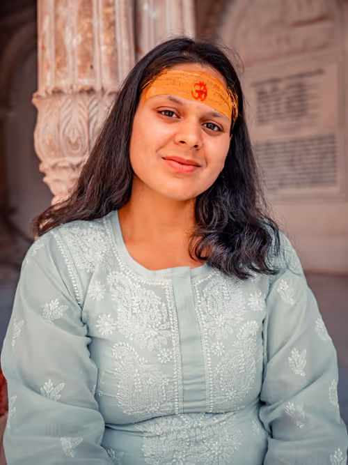 Item #76182420435474433030175106925333141340122143524658153810664851654978847113217 Media