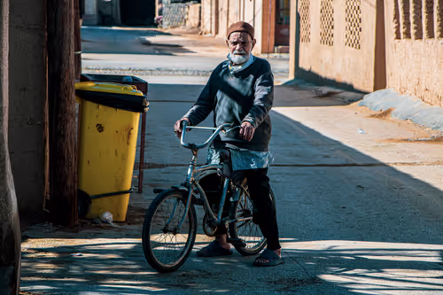 Item #63206190599231693049597103728276969383066506264872288125283422663294366777444 Media