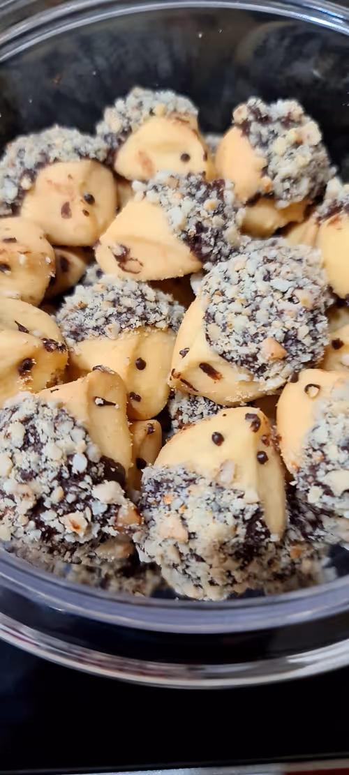 Item #45587486599812322055071502889889837694324180513747183771448819561004854673409 Media