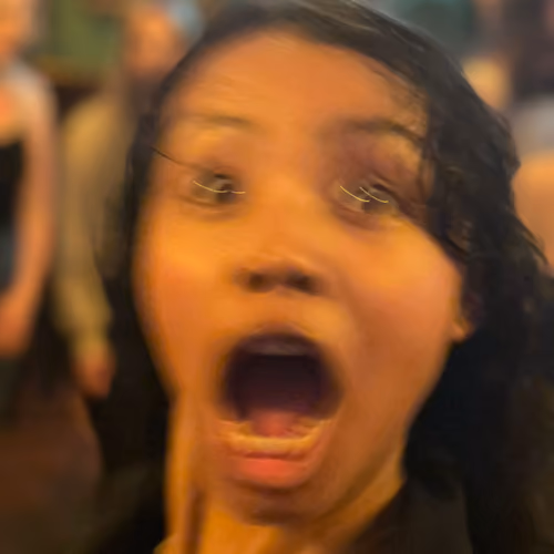 Hot Mom Summer: Karaoke