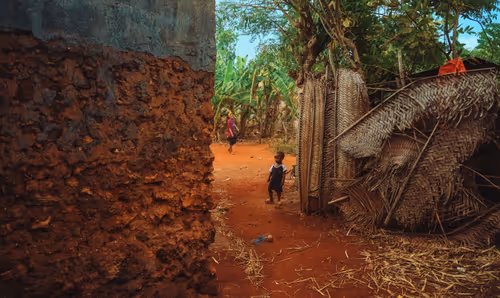 Item #81057615018985245267668409952199543064735075507553677475786031536730705756161 Media