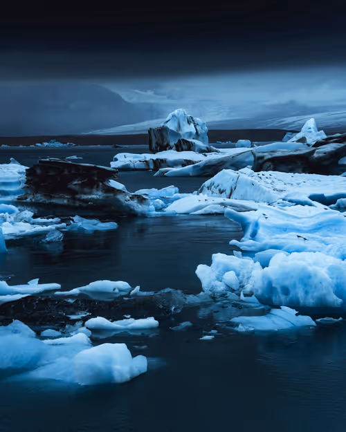 Item #61265592276074848298733144412515874688771654920347180124025732348854392586241 Media