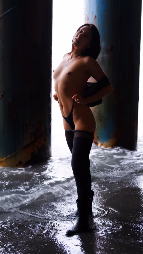 Item #59591851924691544541695429619842258818989207574628037204564950782489128861697 Media