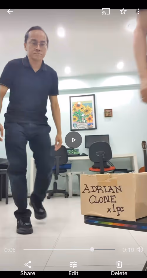 Item #78002240120348338680536560944575451920953771852932311056040321609276837593089 Media