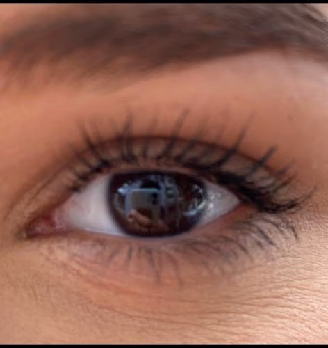 Eyes dont Lie 1