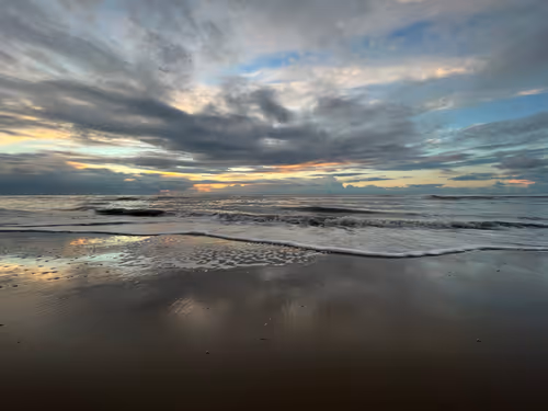 Item #1016150161625918192633671563975848473053404478538428690861967385719530848257 Media