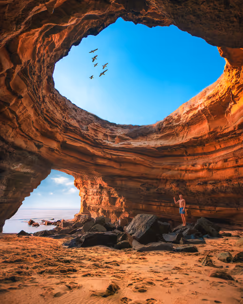 Item #37701692604240833627253285702133416503729912099982209521242011459731056492545 Media